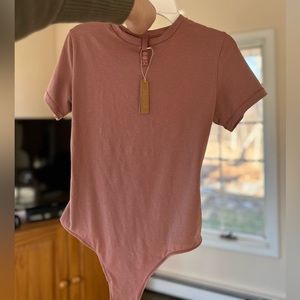 SKIMS Short T-Shirt Sleeve Bodysuit